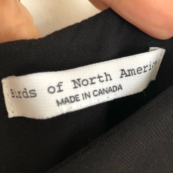 Black dress Birds of North America - Picture 3 of 6